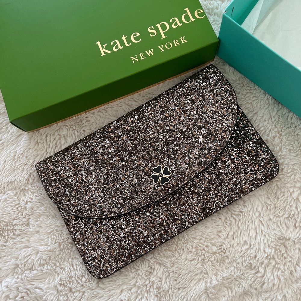SOLD - kate spade clutch bag